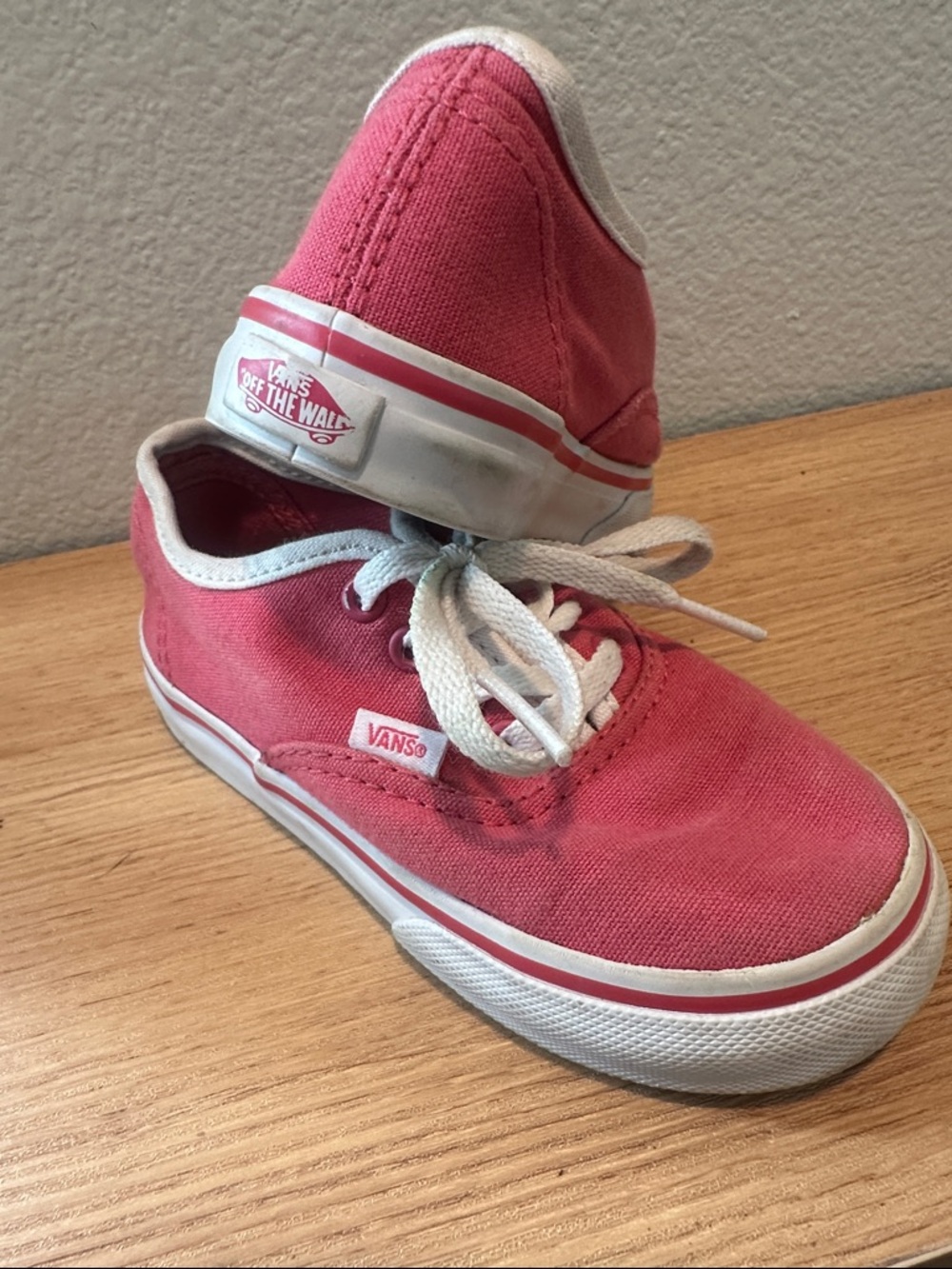 Vans Toddler Size 8 Pink Canvas Sneakers Off The Wall Classic Lace-Up